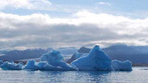 iceberg_ice_j_kullsarlon_iceland_floe-890527-845x475.jpg