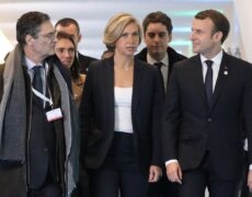 valerie-pecresse-ici-entouree-de-patrick-devedjian-et-emmanuel-macron-ludovic-marin-afp-230x180.jpg