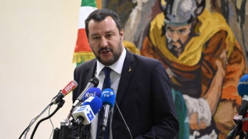le-ministre-italien-de-l-interieur-matteo-salvini-lors-d-une-conference-de-presse-a-tunis-le-27-septembre-2018_6110104-600x338.jpg