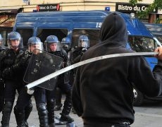 15-crs-gendarmerie-mobile-police-manifestation-emeute-arrestation-230x180.jpg