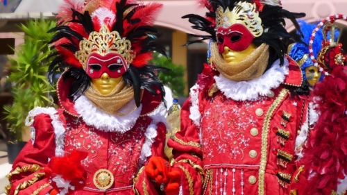 carnival_of_venice_mask_of_venice_masks_disguise-1180867-845x475.jpg